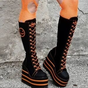 YRU Pumpkin Platforms
